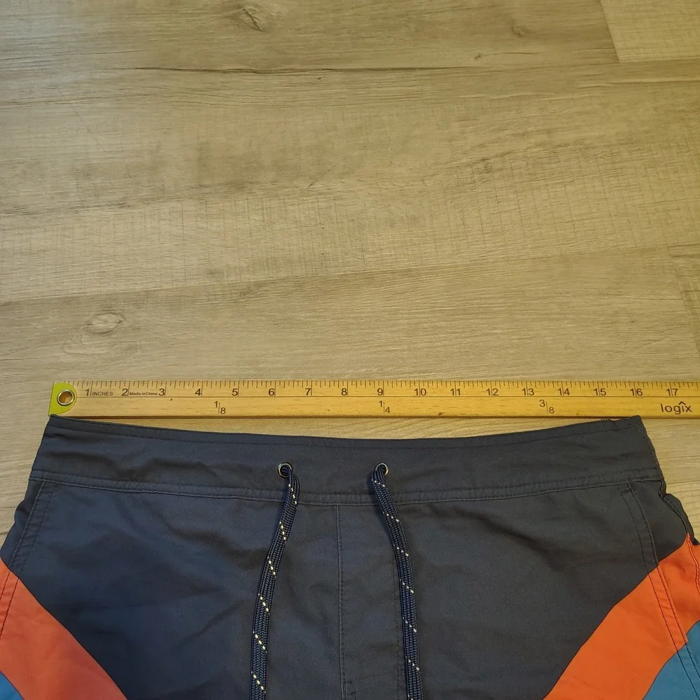 Fair Harbor Mens Board Shorts Navy Orange Chevron Swim Trunks Liner Size Medium